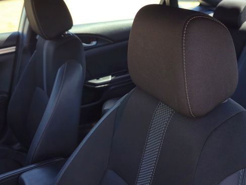 Used 2020 Honda Civic Sport image 25