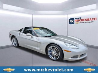 Used 2005 Chevrolet Corvette Coupe w/ Preferred Equipment Group RWD video 1