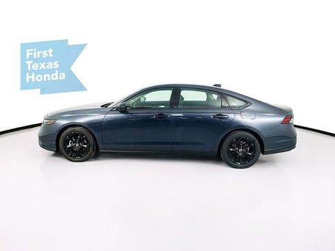 Certified 2025 Honda Accord SE image 4