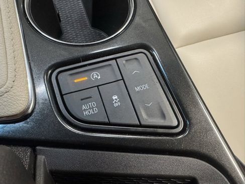 Used 2022 Cadillac CT4 Luxury image 25