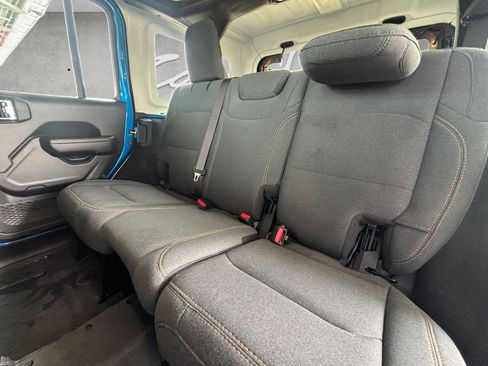 Used 2024 Jeep Wrangler Sport S AWD/4WD image 27