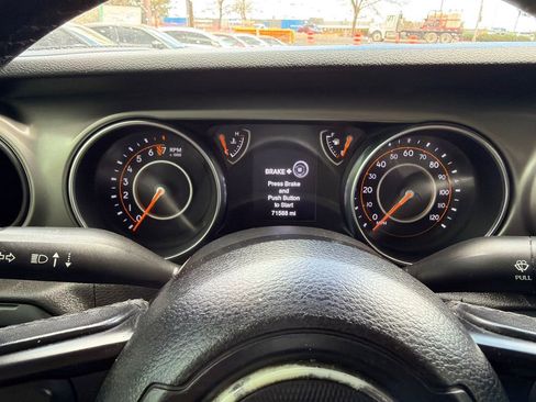 Used 2020 Jeep Gladiator Sport w/ Quick Order Package 24S AWD/4WD image 15