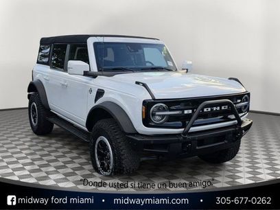 Certified 2023 Ford Bronco Outer Banks w/ Sasquatch Package