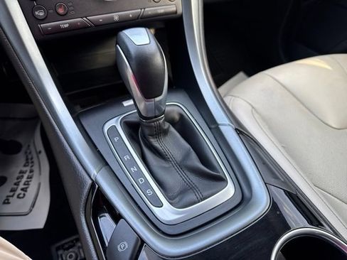 Used 2016 Ford Fusion Titanium FWD image 22