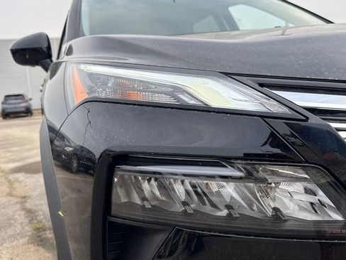 New 2026 Nissan Rogue SV image 10