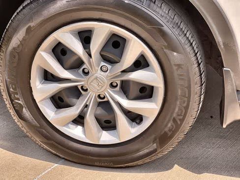 Used 2026 Honda CR-V LX image 9