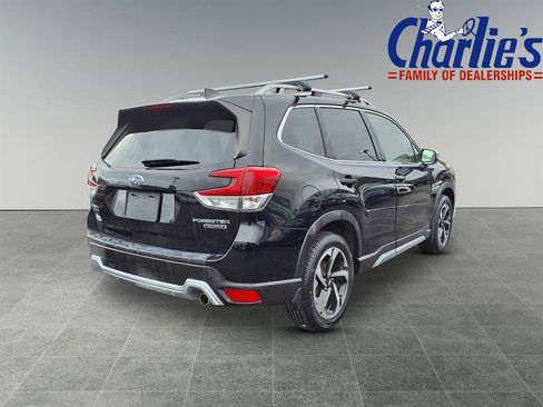 Used 2023 Subaru Forester Touring image 4