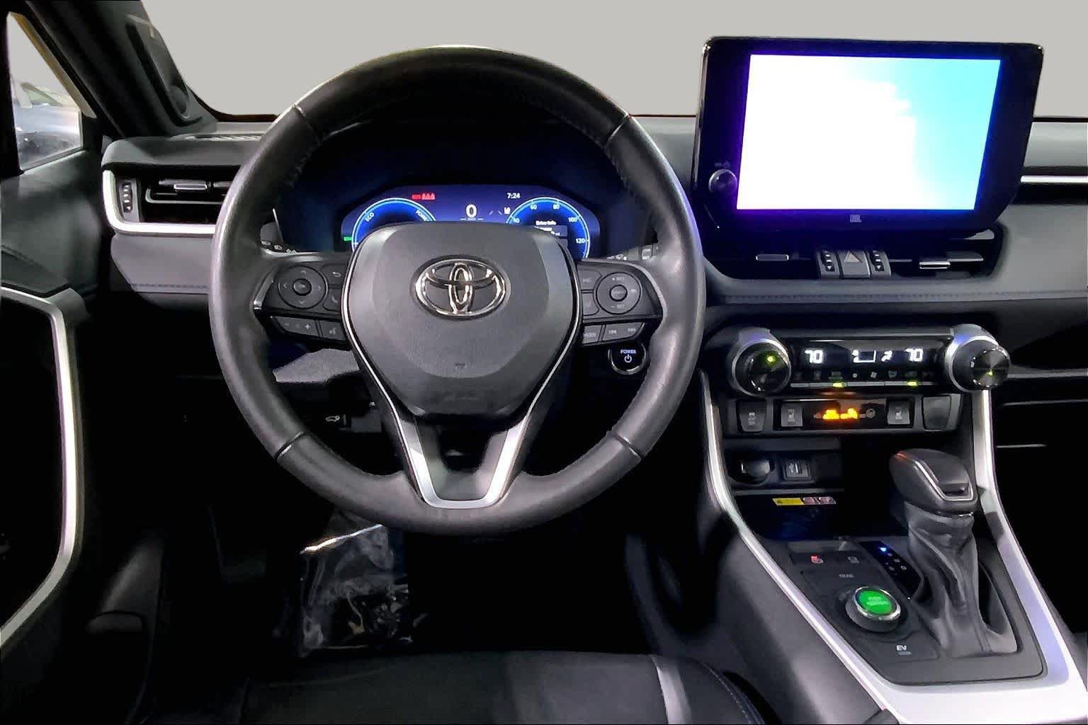 Used 2023 Toyota RAV4 XSE AWD/4WD image 6