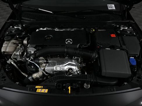 Used 2023 Mercedes-Benz CLA 250 image 31