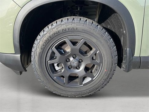 New 2026 Honda Pilot TrailSport image 9