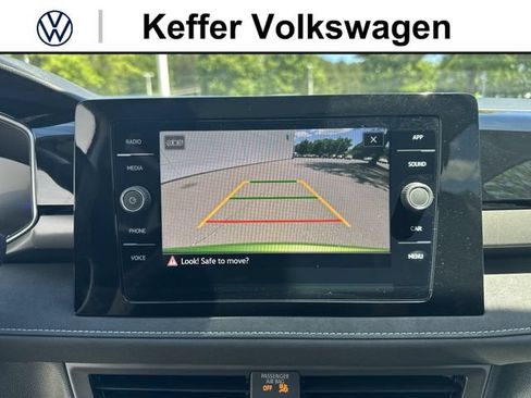 New 2026 Volkswagen Taos SE AWD/4WD image 24