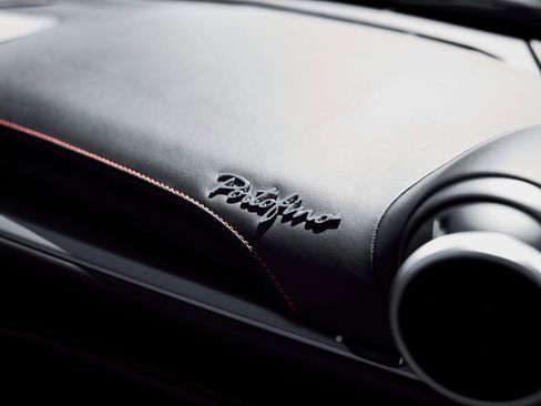 Used 2020 Ferrari Portofino RWD image 43
