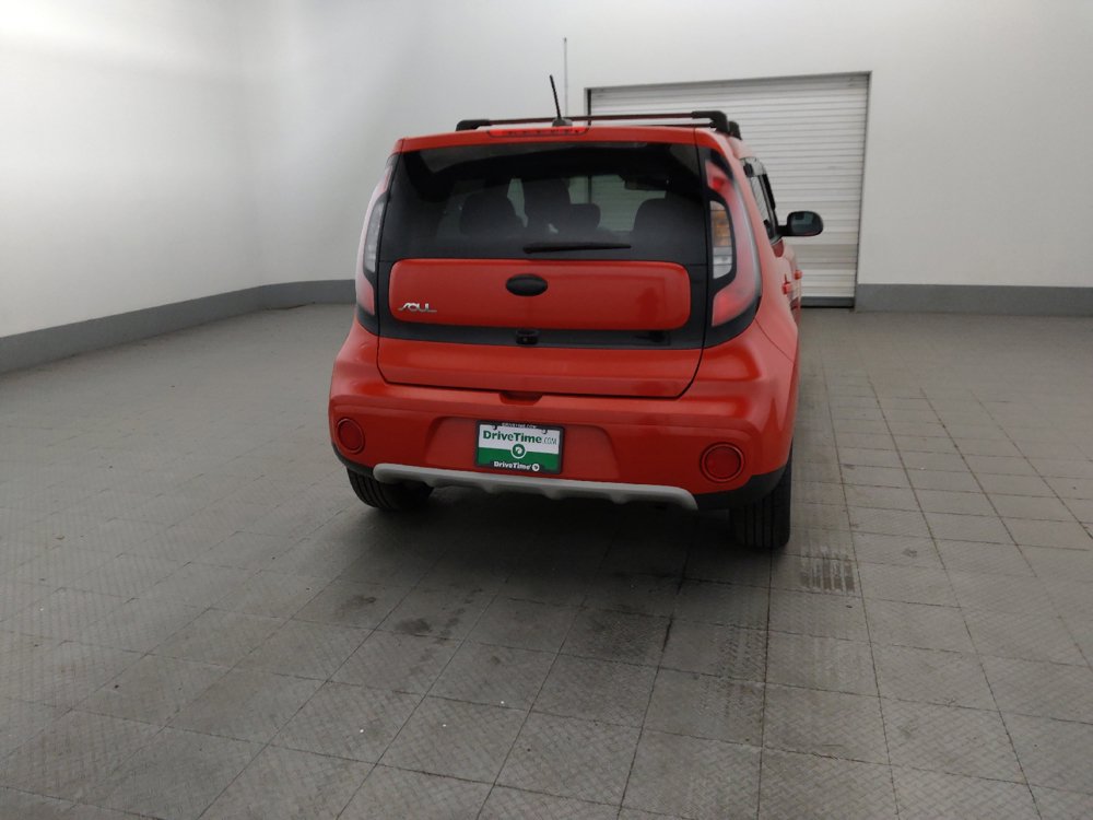 Used 2019 Kia Soul + FWD image 7