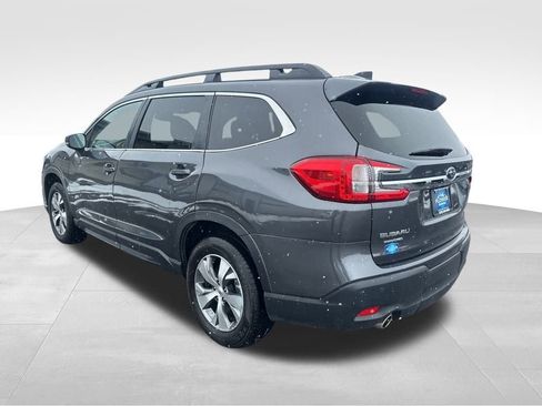 Used 2025 Subaru Ascent Premium image 5