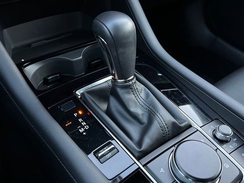 Certified 2025 MAZDA MAZDA3 2.5 Turbo Sedan w/Premium Plus image 28