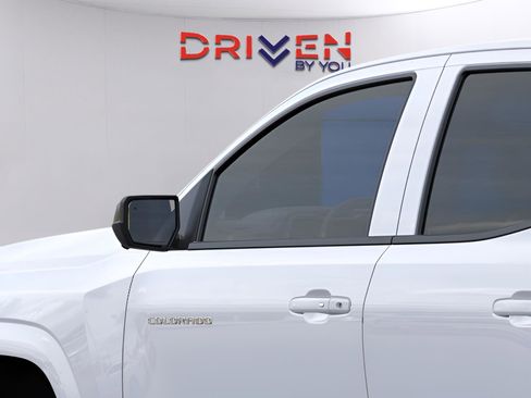 New 2026 Chevrolet Colorado LT image 12