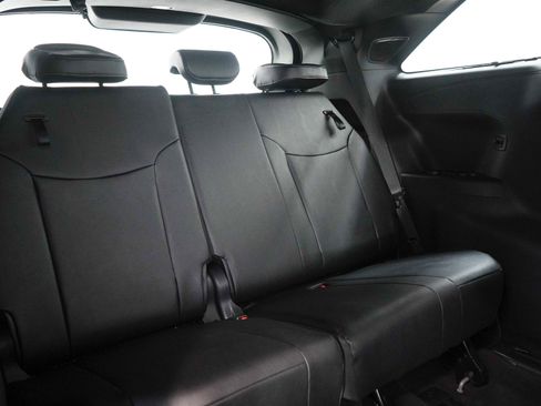 Used 2026 Toyota Sienna XLE Woodland Edition AWD/4WD image 13