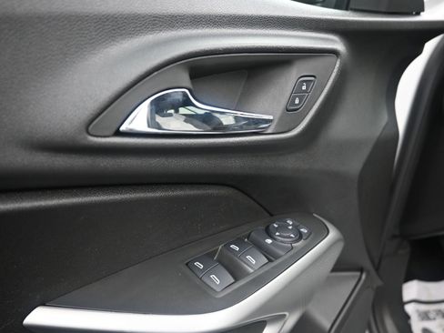 Used 2024 Chevrolet Trax RS w/ Driver Confidence Package image 22