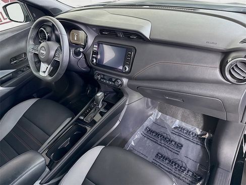 Certified 2024 Nissan Kicks SR w/ SR Premium Package image 32