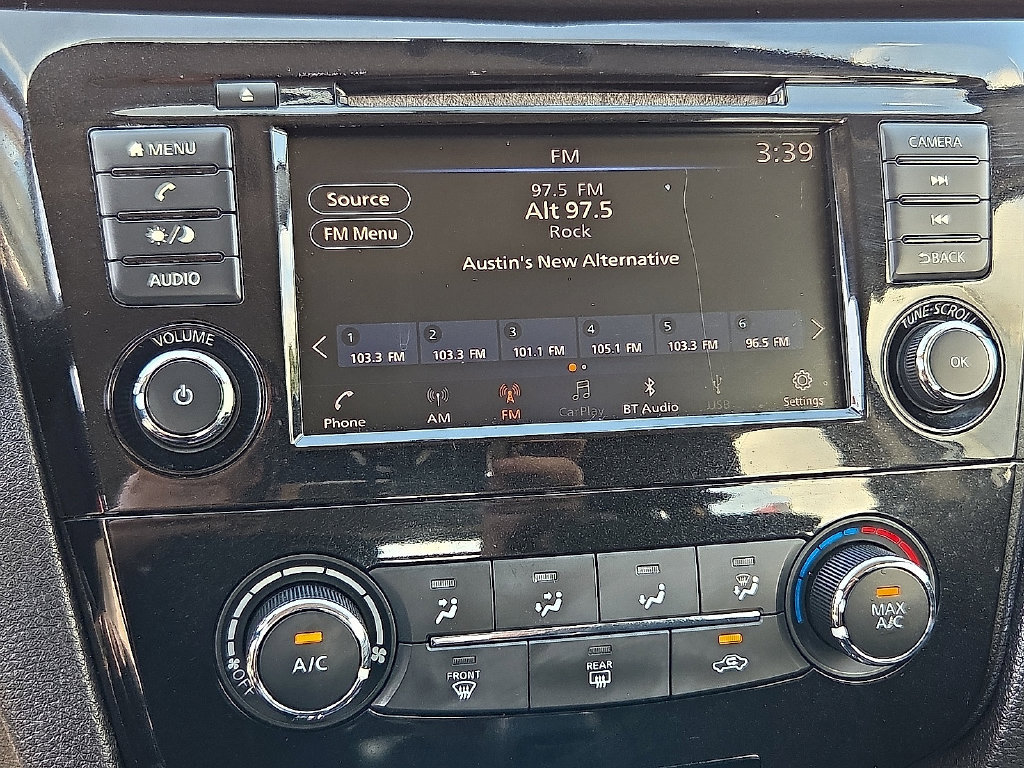 Used 2019 Nissan Rogue Sport S FWD image 17