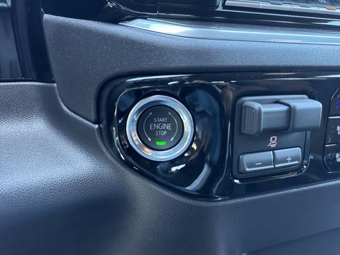 New 2026 Chevrolet Silverado 1500 High Country AWD/4WD image 23