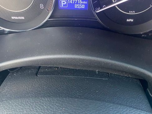 Used 2019 Nissan Armada Platinum w/ Captain's Chairs Package RWD image 4