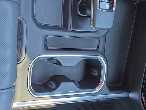 Certified 2025 Chevrolet Silverado 1500 LTZ w/ LTZ Premium Package image 25