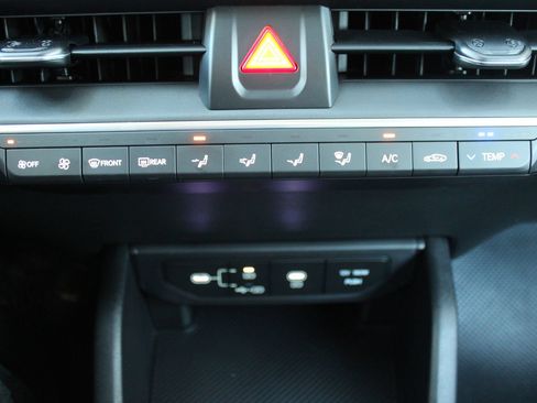 New 2026 Kia K4 FWD image 33