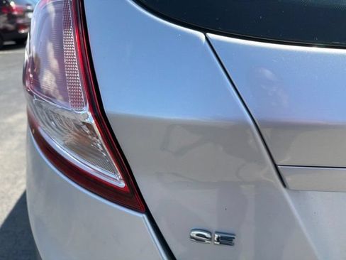Used 2019 Ford Fiesta SE w/ Equipment Group 201A FWD image 7