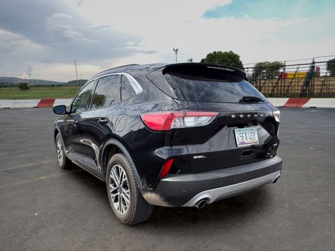 Used 2021 Ford Escape SEL AWD/4WD image 4