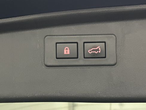 Used 2024 Subaru Outback Touring AWD/4WD image 15