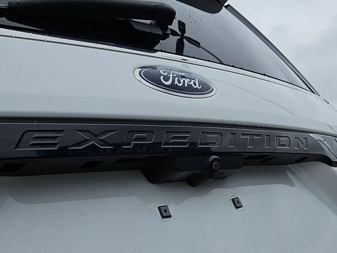 Used 2020 Ford Expedition Max Limited w/ Equipment Group 303A AWD/4WD image 39