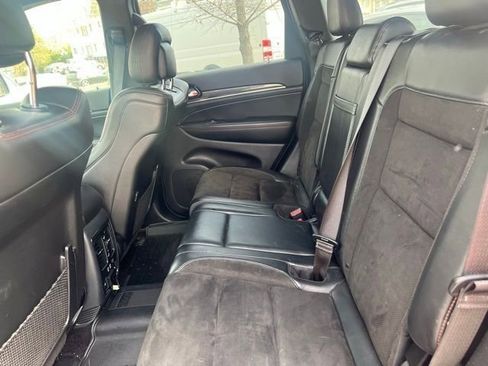 Used 2019 Jeep Grand Cherokee Trailhawk image 9