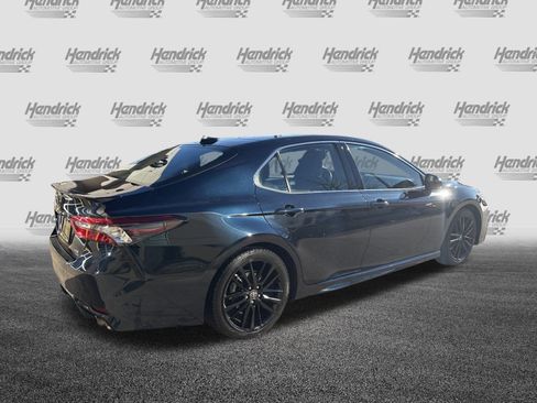 Used 2021 Toyota Camry XSE image 10