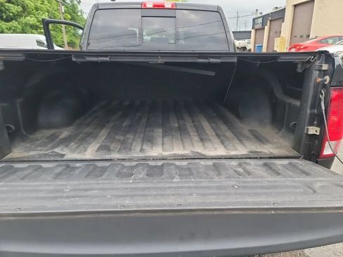 Used 2017 RAM 1500 Big Horn AWD/4WD image 32