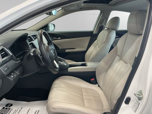Used 2019 Honda Insight Touring image 9