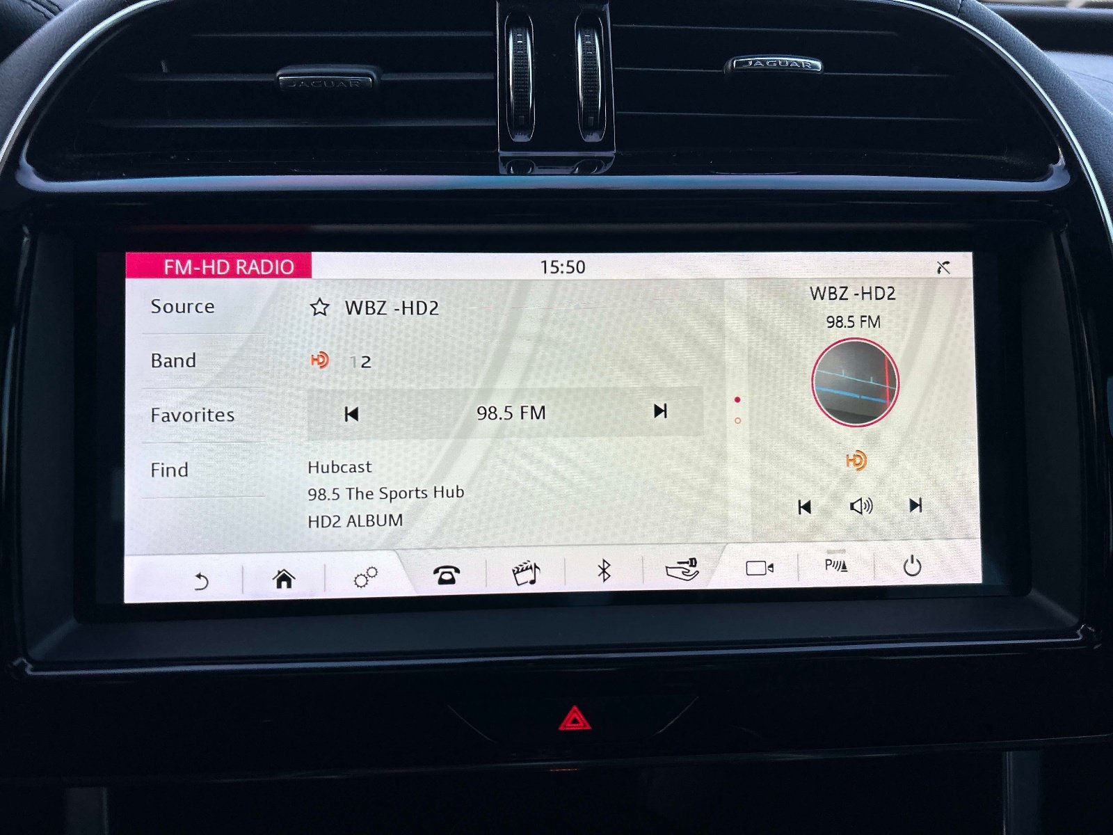 Used 2020 Jaguar XE S RWD image 26