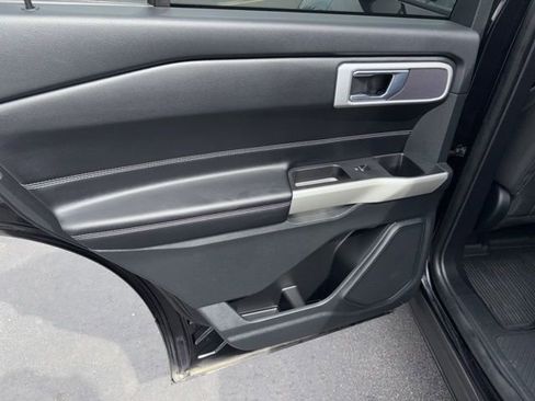 Certified 2022 Ford Explorer XLT AWD/4WD image 23