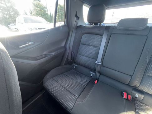 Used 2025 Chevrolet Equinox LT image 39