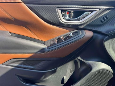 Certified 2023 Subaru Forester Touring AWD/4WD image 11