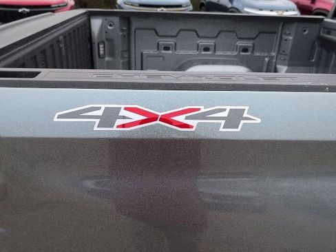 Used 2025 Chevrolet Silverado 1500 LT image 20