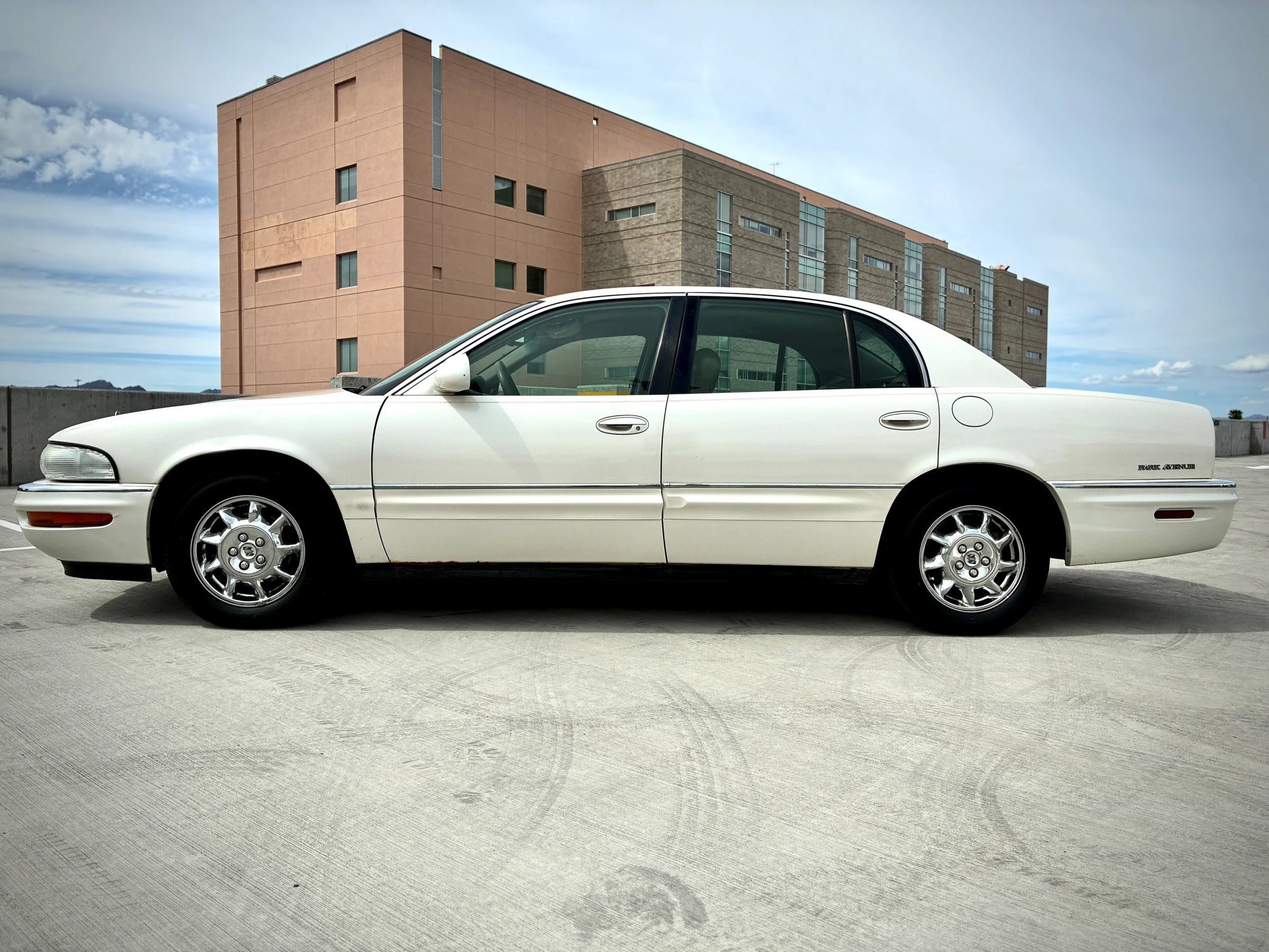 Used 2002 Buick Park Avenue w/ Prestige Pkg FWD image 7