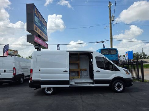 Used 2022 Ford Transit 250 Medium Roof RWD image 5