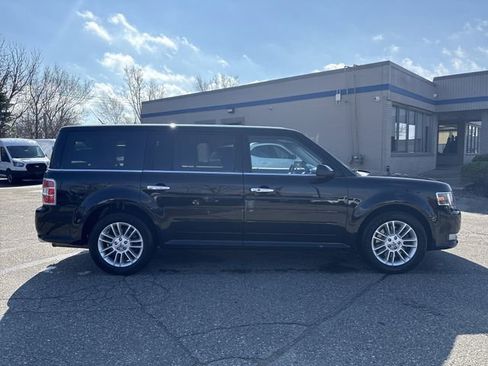 Certified 2019 Ford Flex SEL w/ Equipment Group 202A AWD/4WD image 13