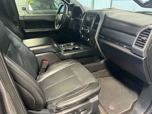 Used 2018 Ford Expedition Max XLT w/ Equipment Group 202A image 12