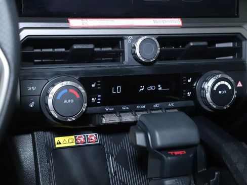 Used 2026 Toyota 4Runner TRD Off-Road Premium AWD/4WD image 26