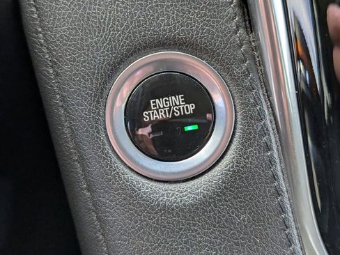 Used 2019 Cadillac Escalade Luxury image 29