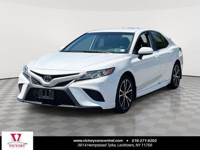 Used 2019 Toyota Camry SE