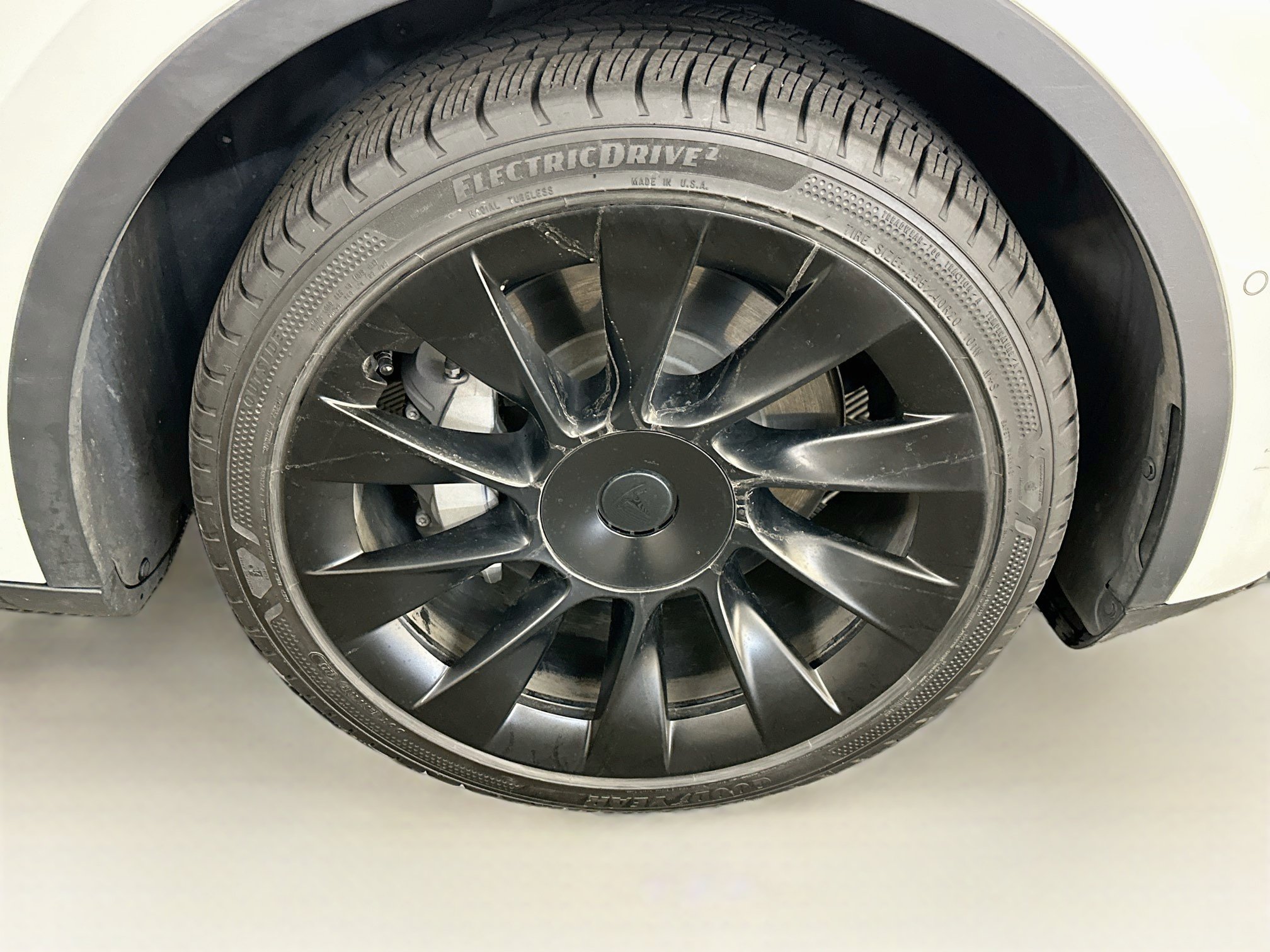 Used 2022 Tesla Model Y Long Range AWD/4WD image 11