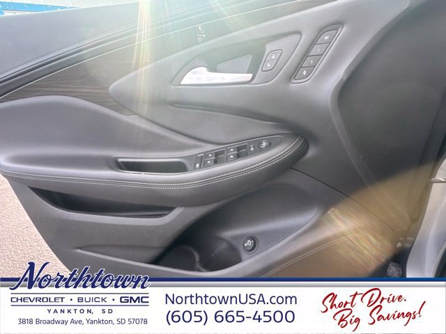 Used 2020 Buick Envision Premium AWD/4WD image 17